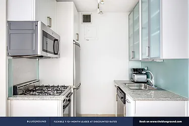 Rented by The Blueground