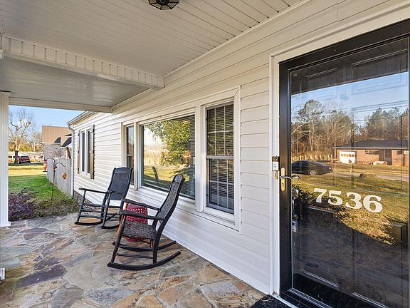 2nd image of 7536 Ziegler Rd