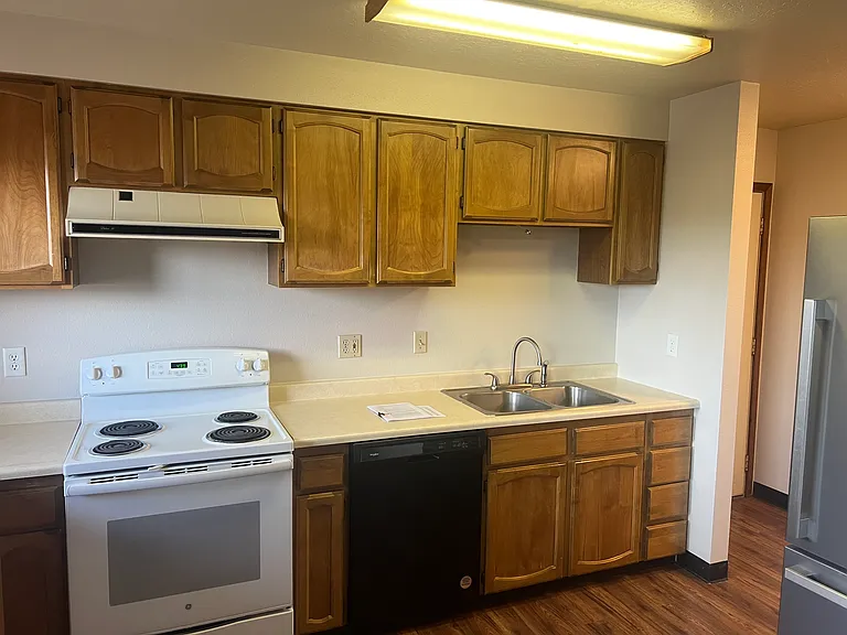 303 N Idaho St #6 — Photo 8