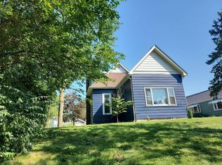 219 W South St, Bluffton, IN 46714