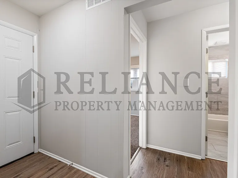 2722 N Holyoke St — Photo 18