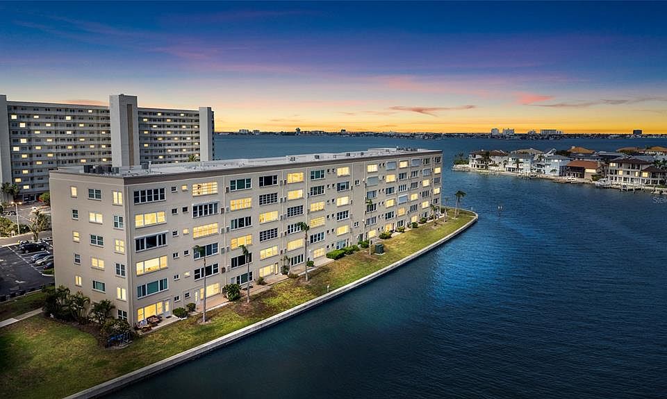 1st image of 6075 SHORE BOULEVARD S #215