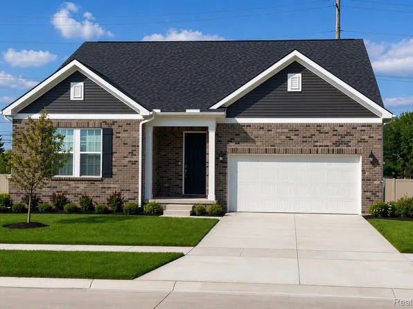 20633 W Kilburn Dr, Macomb, MI 48044