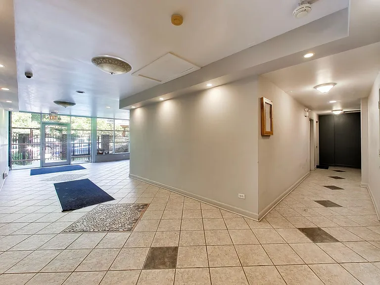 5854 N Kenmore Ave #4C — Photo 12