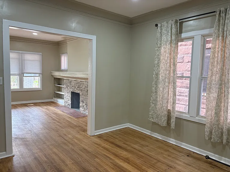 2536 Calvert St #2 — Photo 15