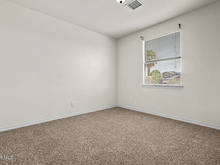 369 Emerald Acres — Photo 29