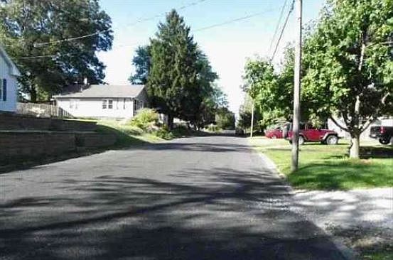 5th image of 3722 N Dayton Ave