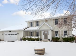 1615 Elm St, Spring Grove, IL 60081