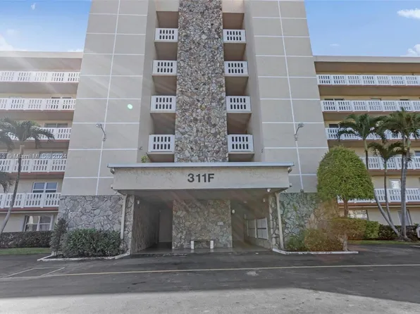 311 SE 3rd St APT 304, Dania Beach, FL 33004