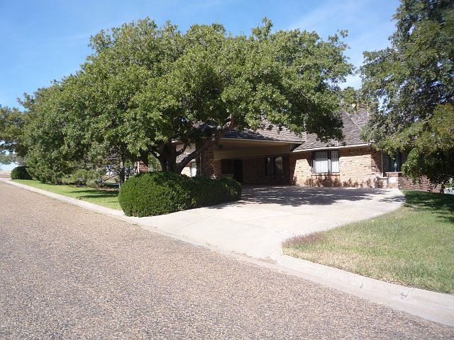 1st image of 4 Westhaven Dr