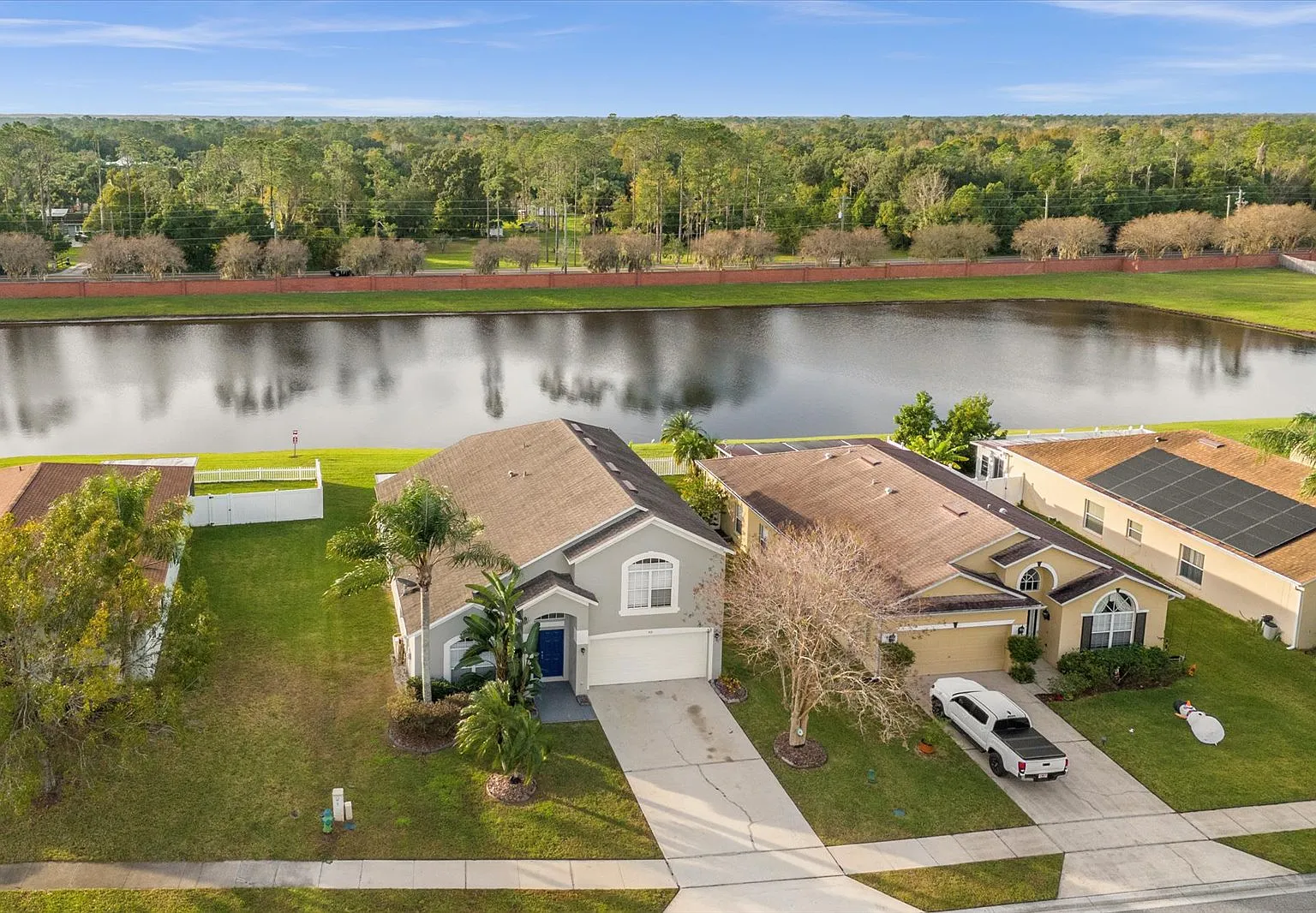4 bed, 2.5 bath, 2862 sqft, $2,800 — Photo 4