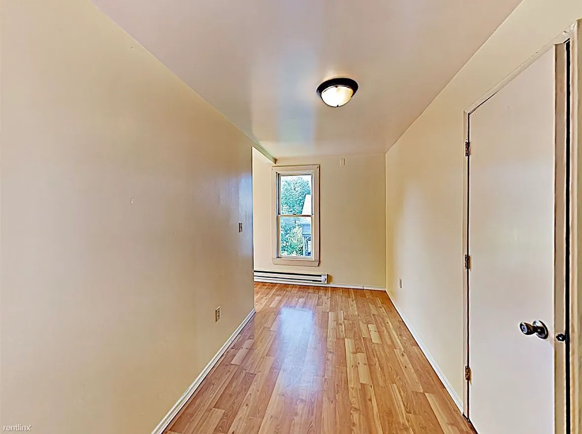 1 bed, 396 sqft, $800 — Photo 4