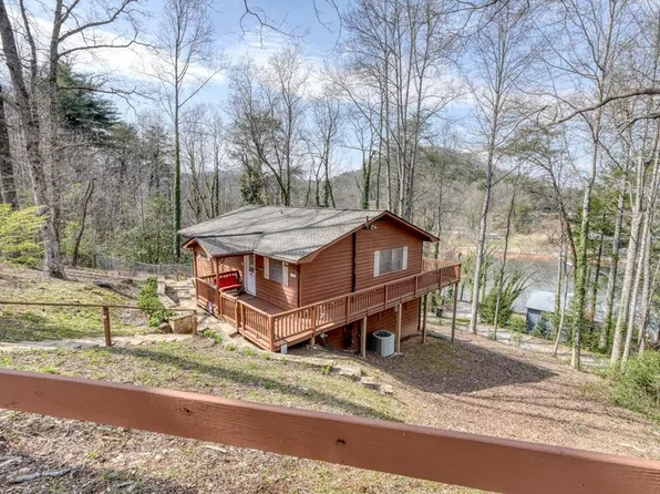 390 Bursey Rd, Hiawassee, GA 30546