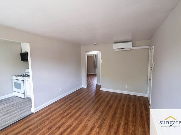 2nd image of 1410 Dartmouth Ave Floor 2