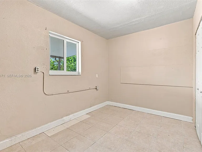 2220 De Soto Dr — Photo 12