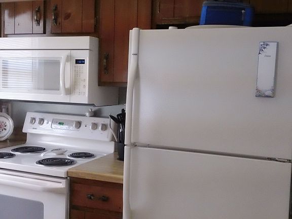 3rd image of 1011 Still Harbor Cir