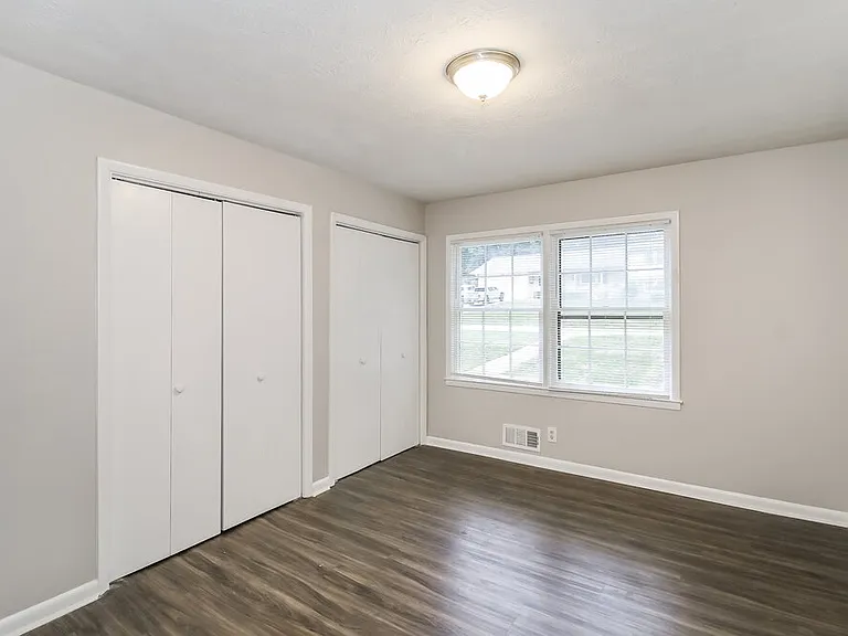 1210 Maple St SE — Photo 14