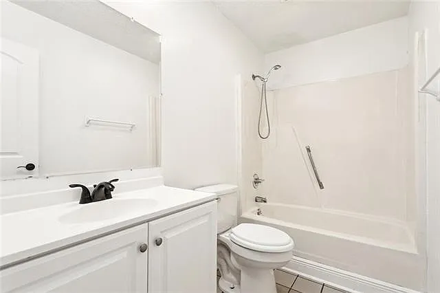 2519 Oriole St — Photo 16
