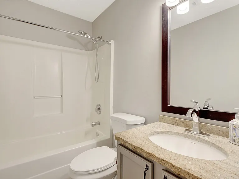 56 Pemberton Pl — Photo 29