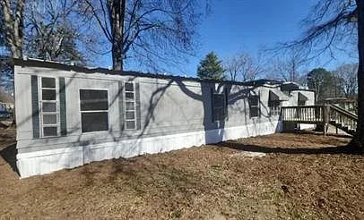 404 Bimini Rd — Photo 2