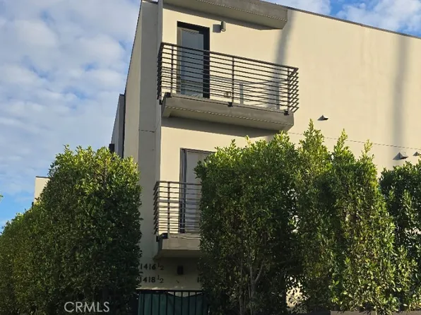 1416 1/2 S Cloverdale Ave, Los Angeles, CA