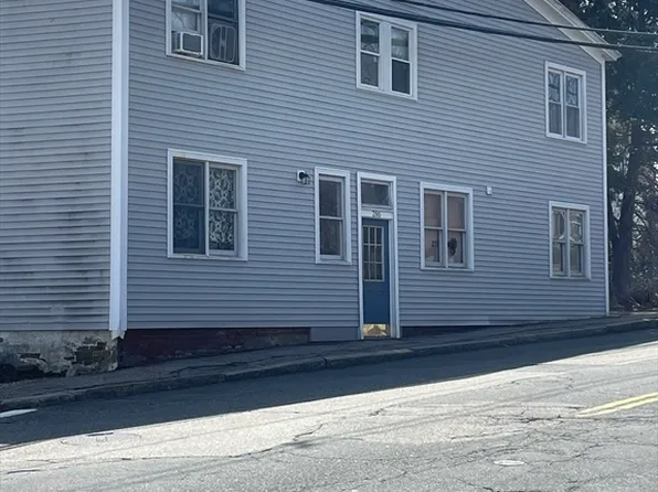 286 N Main St, North Brookfield, MA 01535