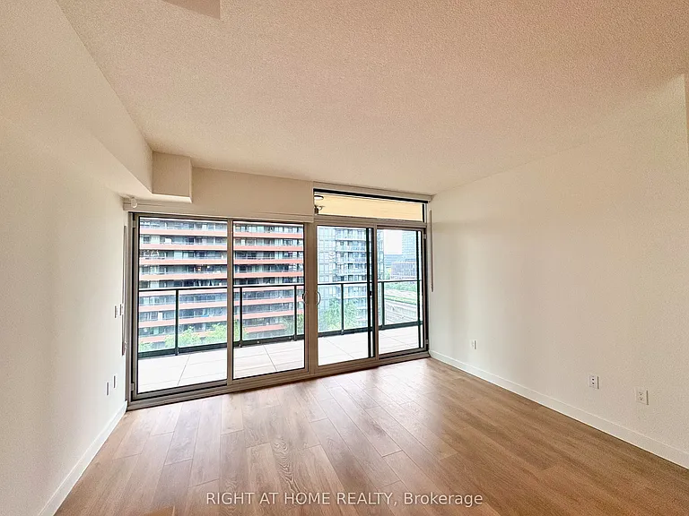 3 Concord Cityplace Way #828 — Photo 20