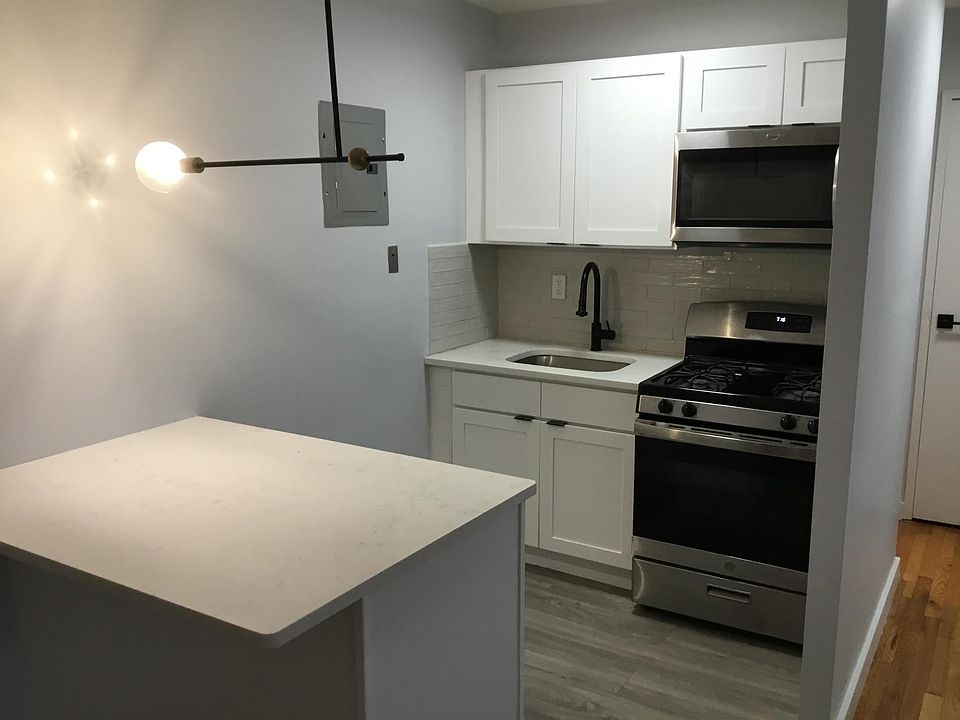 1st image of 800 Bloomfield Ave APT B6