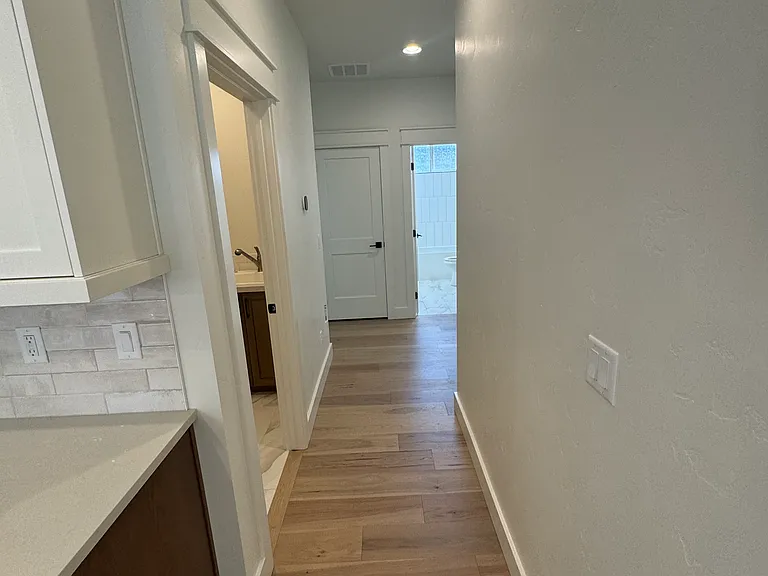 422 S Big Star Ln — Photo 16