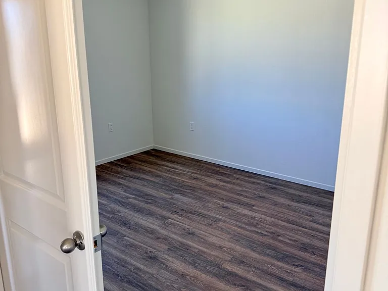 11705 Sebastian Rd — Photo 26