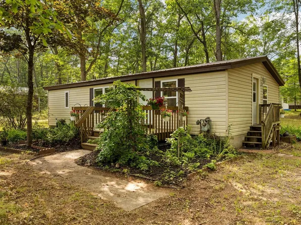 510 Merritt St, Fife Lake, MI 49633