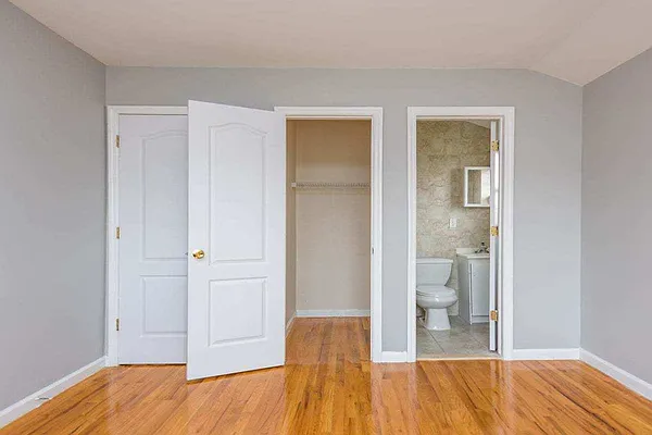 Rented by Bouklis Group | media 3