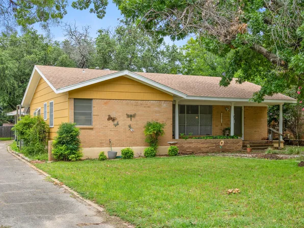 3506 3rd St, Brownwood, TX 76801