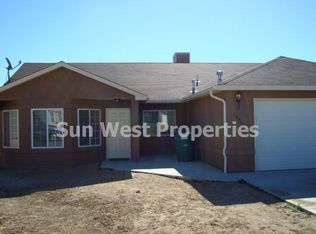 3930 Yorkshire St, Farmington, NM 87402