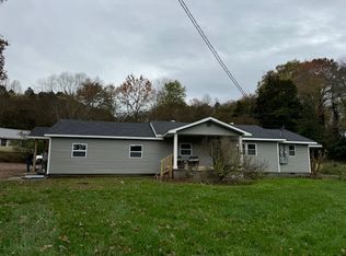 909 Foster Rd #B, Lenoir City, TN 37771