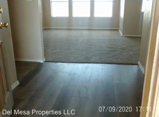 56 Castle Rock Rd SE, Rio Rancho, NM 87124