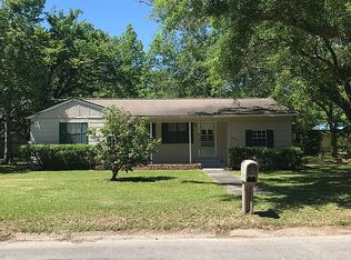 4806 Devon St, Moss Point, MS 39563