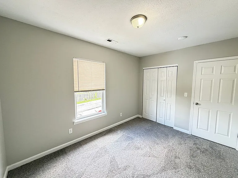 3600 Hillcross Drive — Photo 9