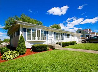 922 Diamond Hill Rd, Woonsocket, RI 02895