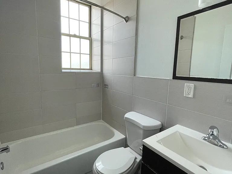 4719 Chestnut St #A — Photo 15
