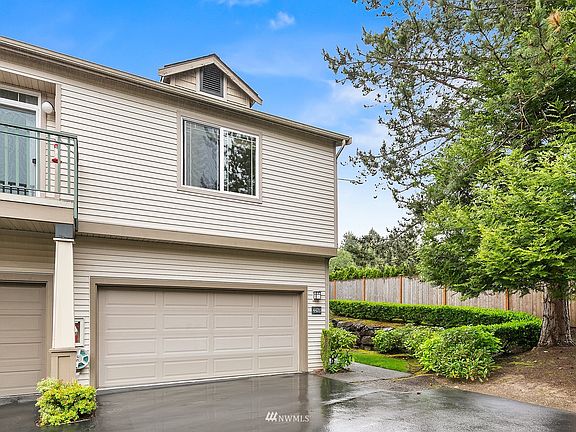2nd image of 4426 248th Ln SE