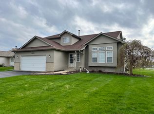 26304 Squire Ln, Channahon, IL 60410