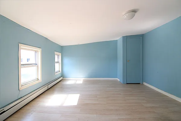 Rented by Nooklyn NYC LLC | media 17