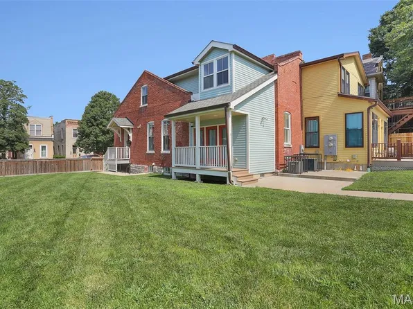 2704 McNair Ave, Saint Louis, MO 63118