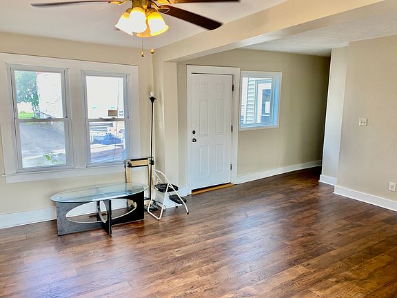 5th image of 204 1/2 Nichols Ave