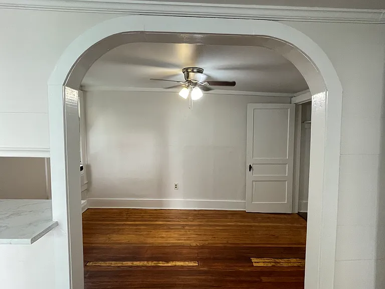 1812 General Pershing St #G — Photo 8