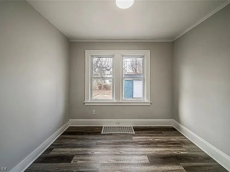 1514 Clermont Rd — Photo 12