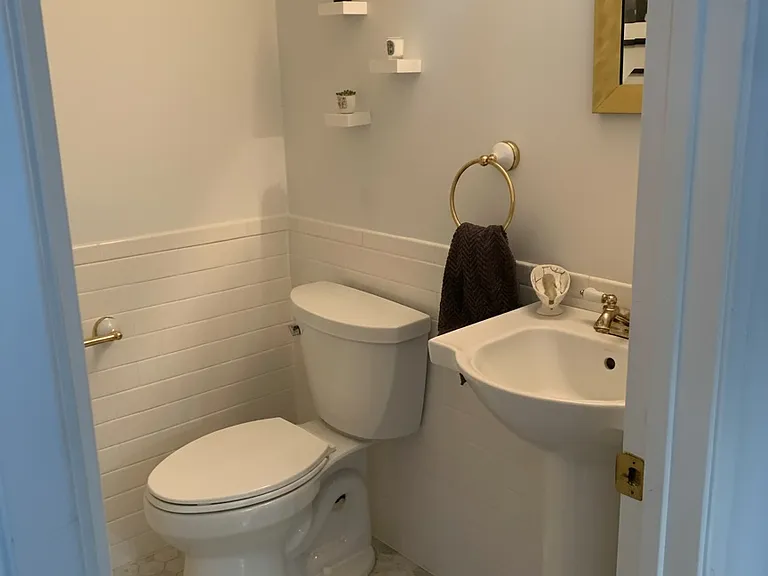 6847 Haskell Ave #1 — Photo 3