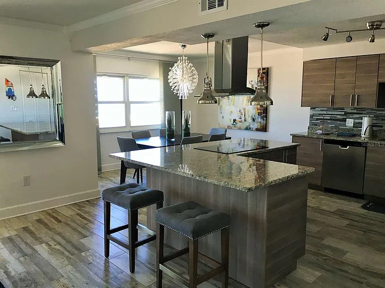 5000 Gulf Blvd #303 — Photo 6