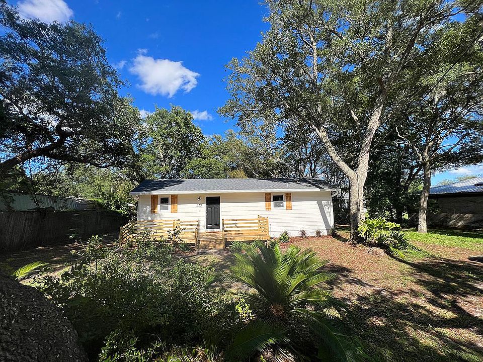 1st image of 225 Jasmine Rd